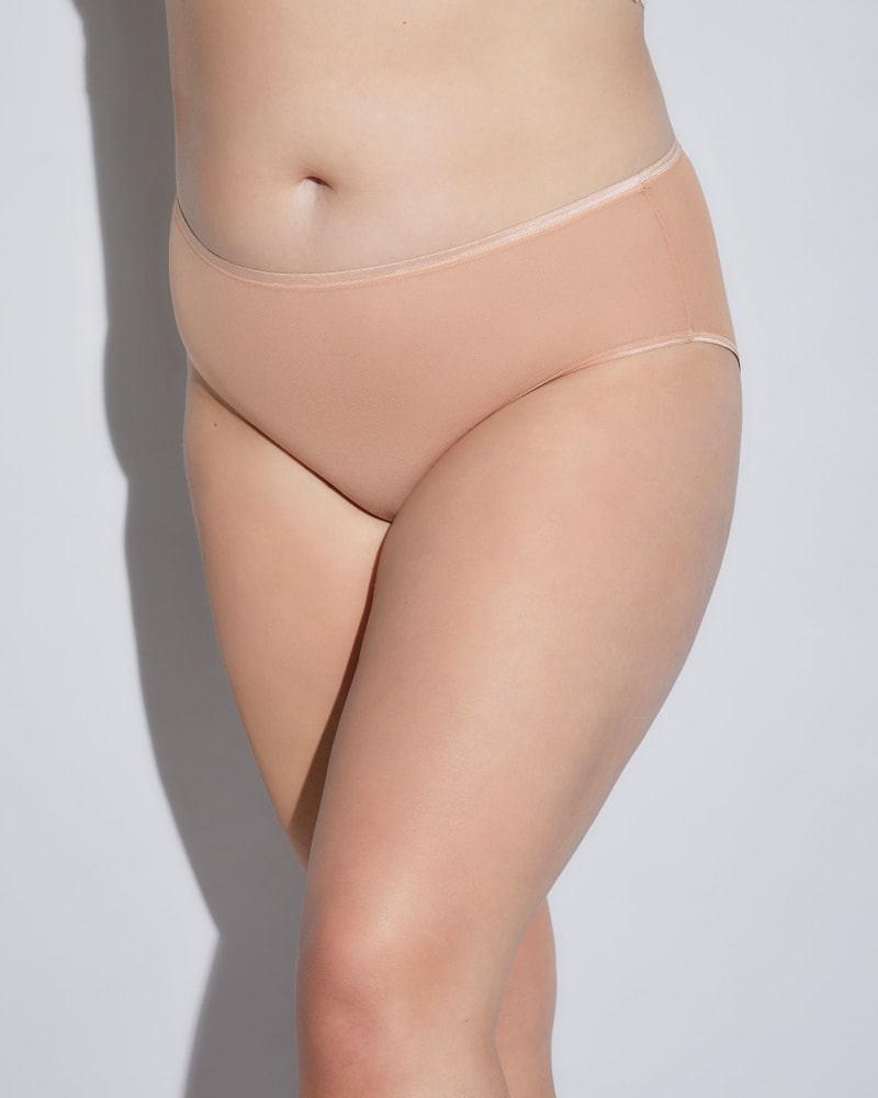Front of a model wearing a size 1X Confidence Low-Rise Boyshort in Cinque by Cosabella. | dia_product_style_image_id:285076